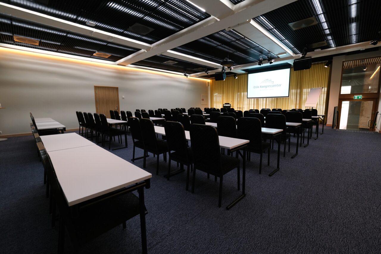 Auditorium seating at Oslo Kongressenter